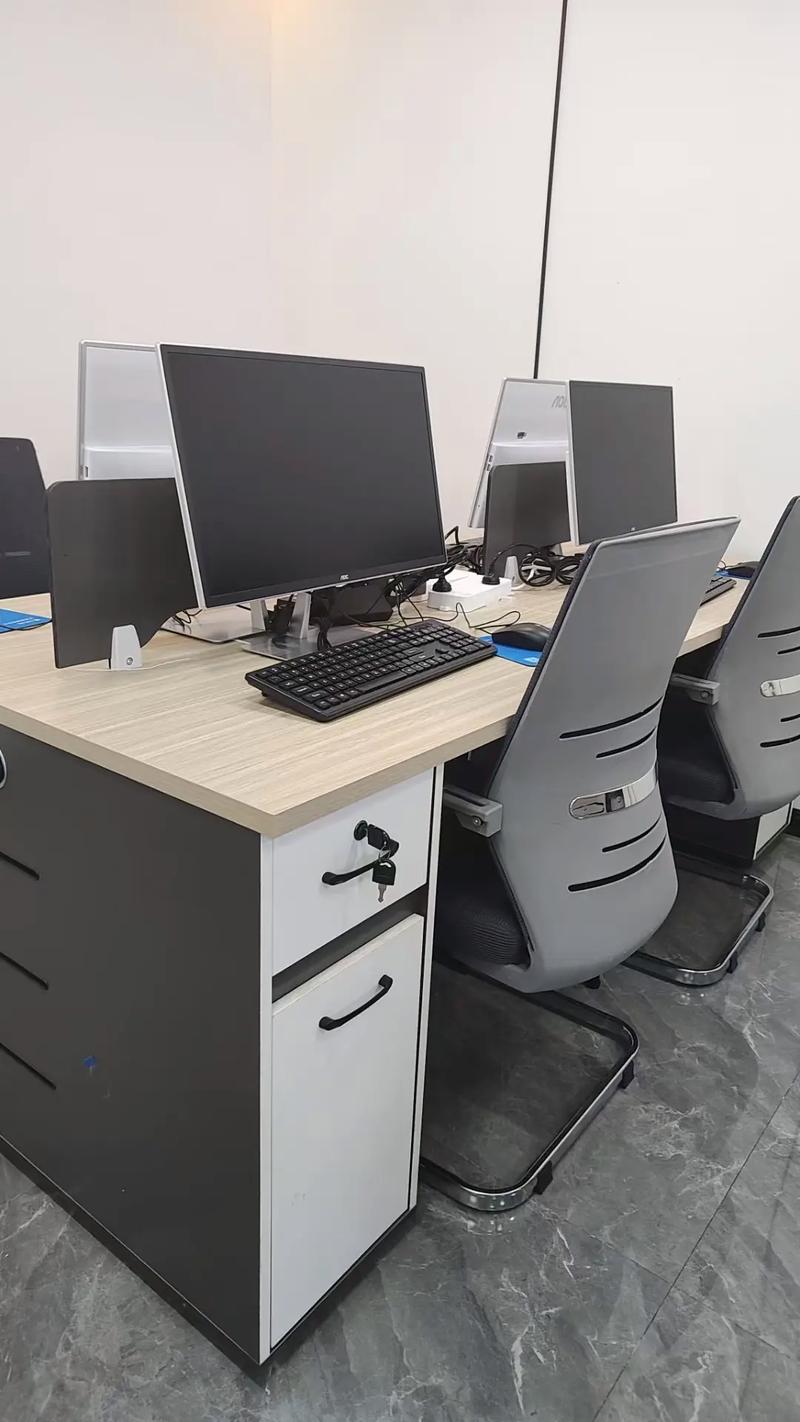 重慶電腦租賃服務 一臺起租，全國覆蓋，靈活高效